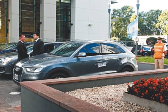 Photo of La Justicia podría decomisar el auto que usaba Nisman