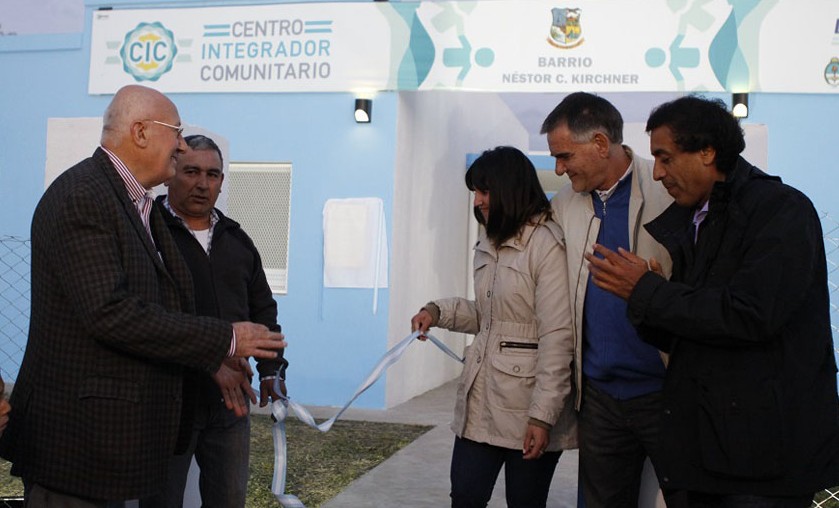 Photo of “La política se hace con la gente adentro y en cada rincón del país”