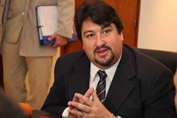 Photo of Maurice Closs: «Si gana Macri, el que paga $80 de luz va a pasar a pagar $1000»