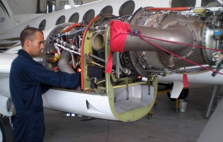 Photo of Curso de mecánico de aeronaves en Instituto de Perfeccionamiento Aeronáutico