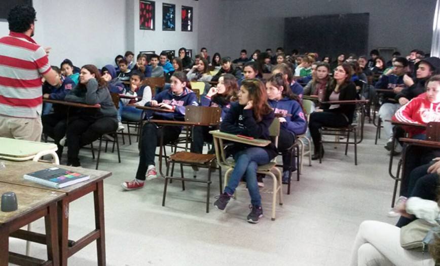 Photo of Más de 300 estudiantes de Rafaela se capacitaron sobre noviazgos sin violencia