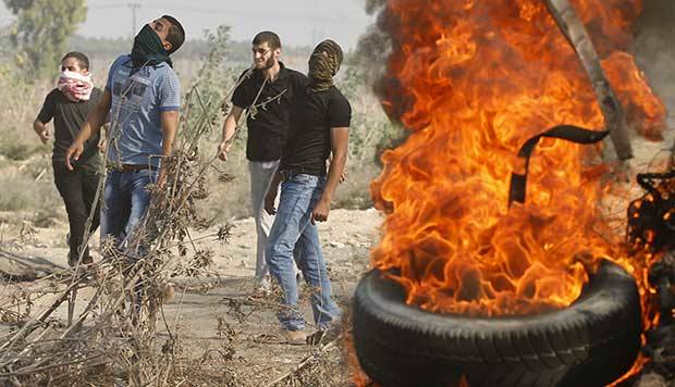 Photo of Jóvenes palestinos incendiaron la tumba del patriarca José, lugar sagrado de los judíos