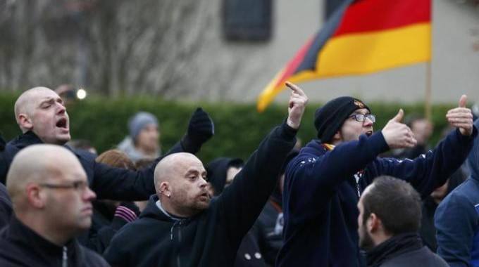 Photo of Crecen las protestas racistas en Alemania