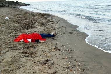 Photo of Mueren 14 migrantes en el mar Egeo