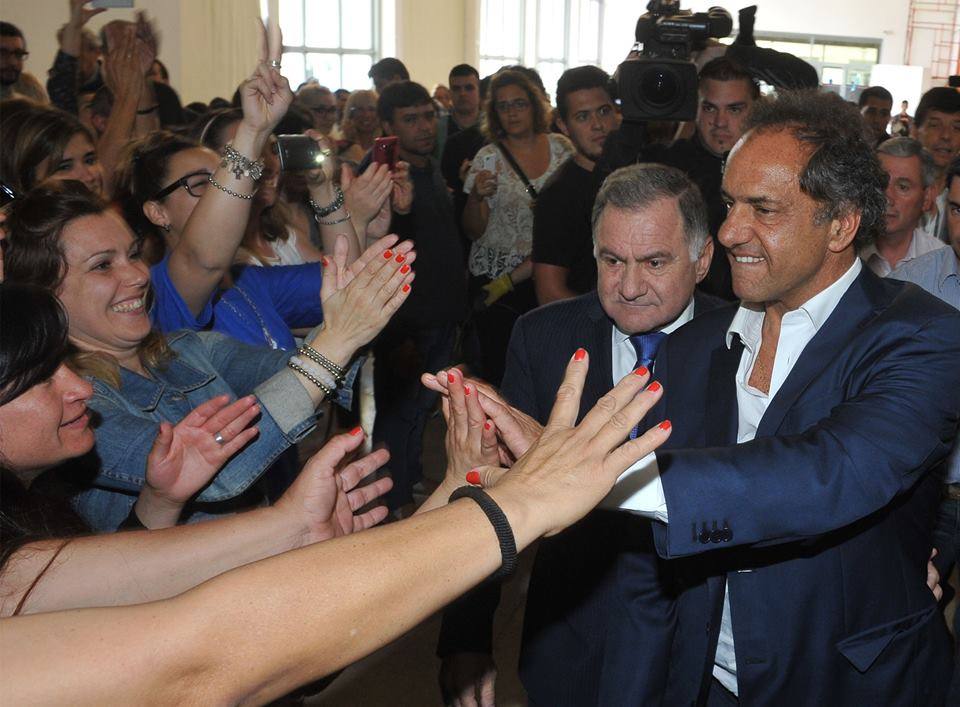 Photo of «El 22 de noviembre  se va a votar entre el Estado o lo privado»