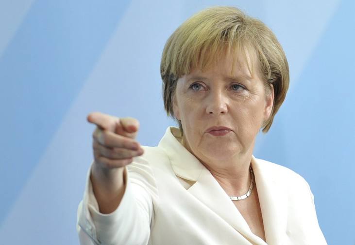 Photo of Presionan a Merkel para que deje de aceptar refugiados