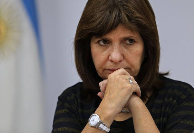 Photo of Patricia Bullrich quiso renunciar y la devolvieron a su puesto