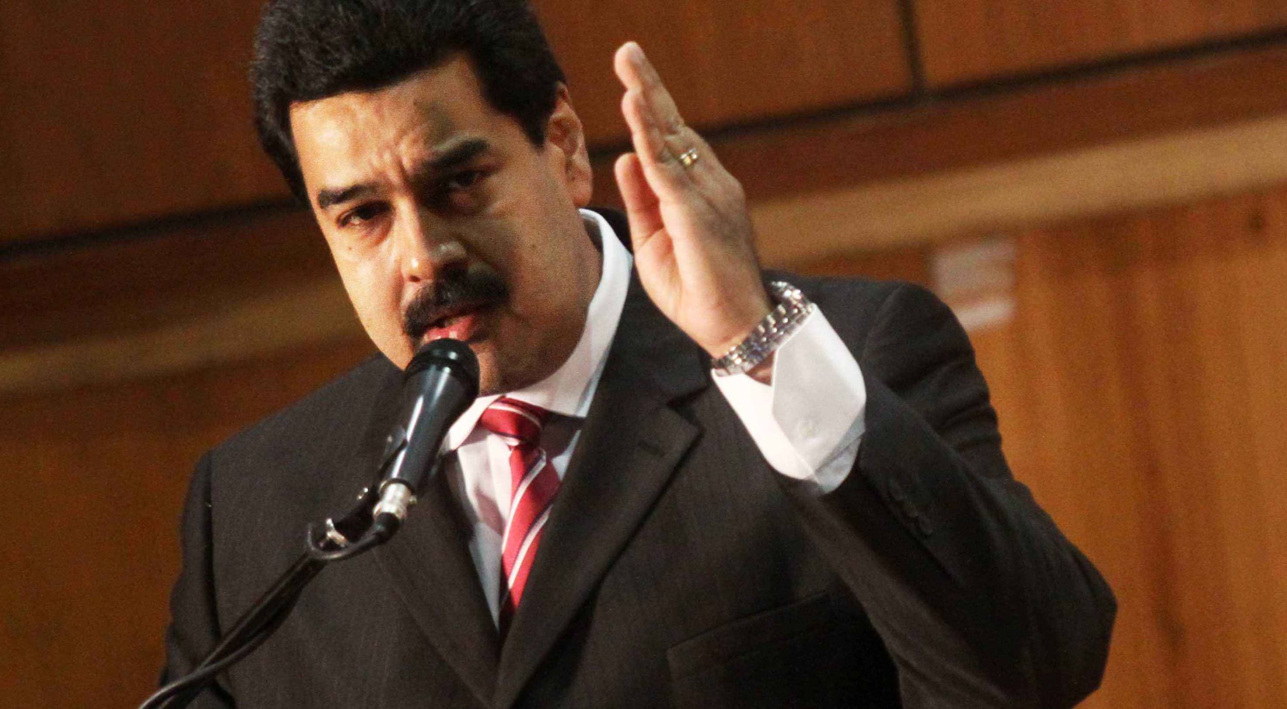 Photo of Maduro consideró «egoísta» el rechazo al decreto de emergencia económica