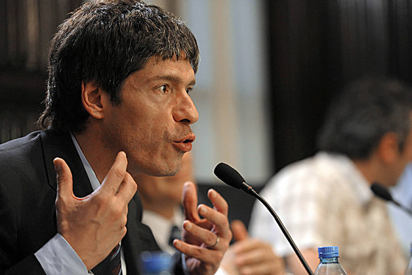 Photo of Abal Medina desmintió campaña política como concejal en Lobos