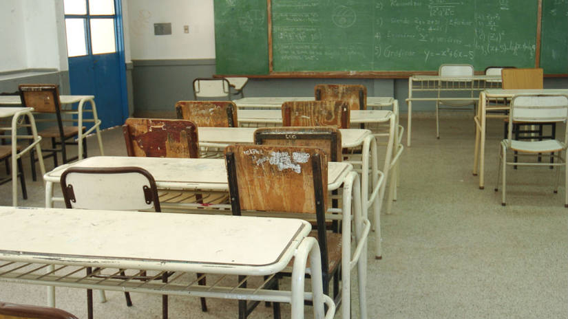 Photo of Aseguran que 5 mil chicos están sin clases por la desidia de Vidal