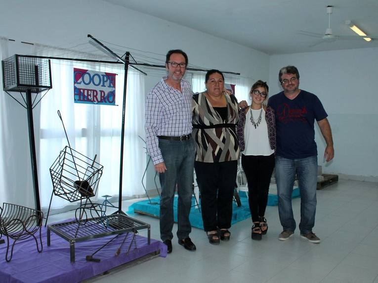 Photo of Carlos Casares: Lanzamiento de plataforma de comercialización de productos