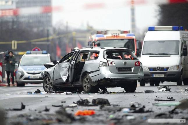 Photo of Otro coche-bomba, esta vez en Berlín