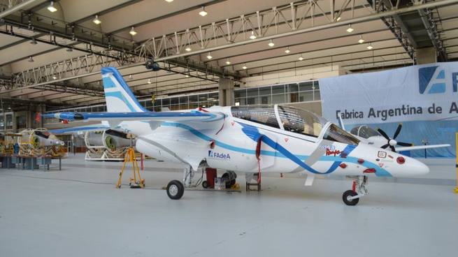 Photo of Un empresario lechero se hará cargo de la Fabrica Argentina de Aviones