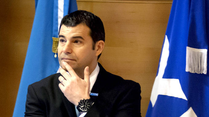 Photo of Galuccio seguirá al frente de YPF hasta abril