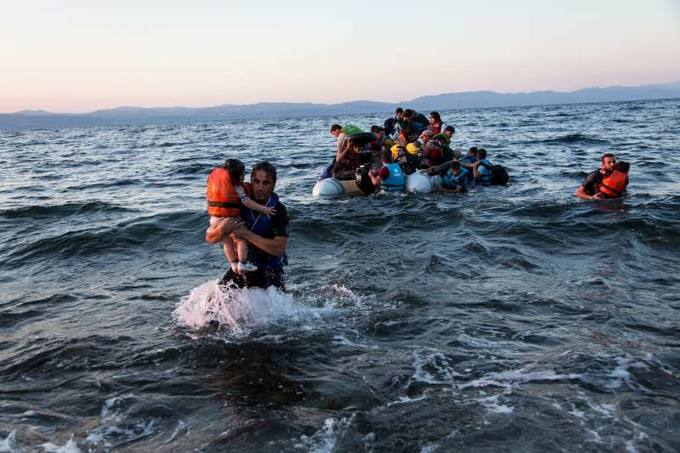 Photo of Grecia reubicará a 16 mil refugiados