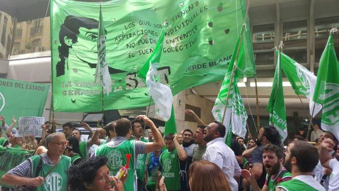 Photo of Nuevo reclamo de ATE contra la restauración neoliberal de Cambiemos