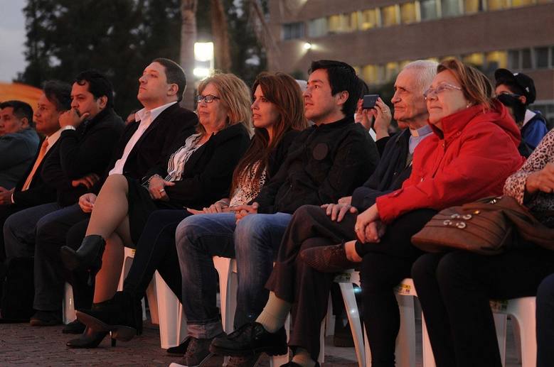 Photo of El Intendente Nardini celebró las pascuas junto a cientos de familias malvinenses