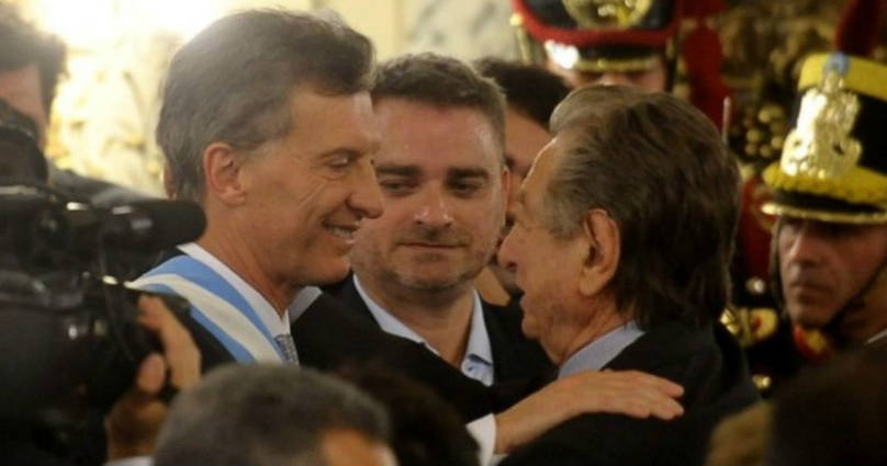 Photo of Macri y otra licitación a dedo, esta vez para su padre