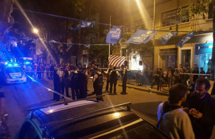 Photo of Balearon un local de Nuevo Encuentro en Villa Crespo: Hay dos militantes heridas