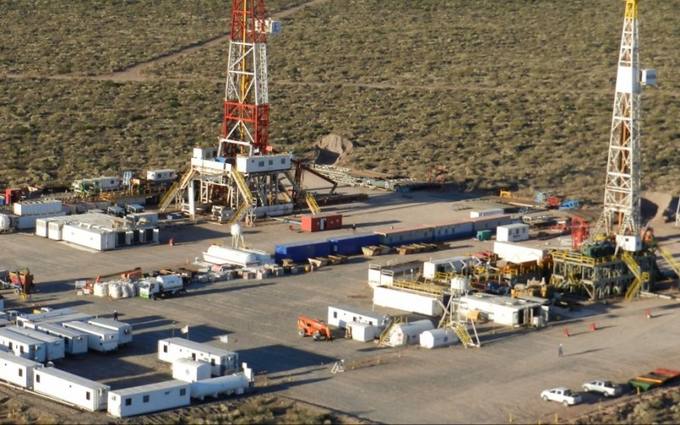 Photo of Bernal: «Macri blanqueó que van a privatizar YPF y entregar Vaca Muerta a los fondos buitre”