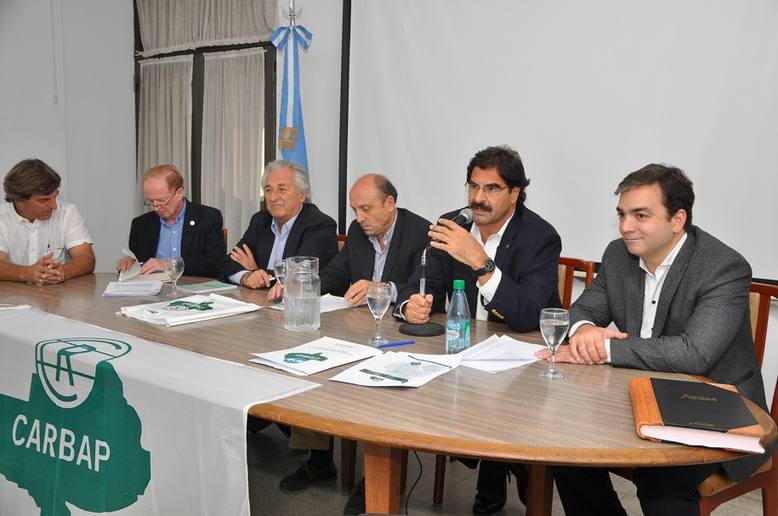 Photo of “La demanda de alimentos en el mundo está intacta, hay que salir a buscar compradores”