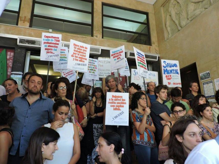 Photo of «Peligra 1/3 de la planta de trabajadores del ministerio de Salud»