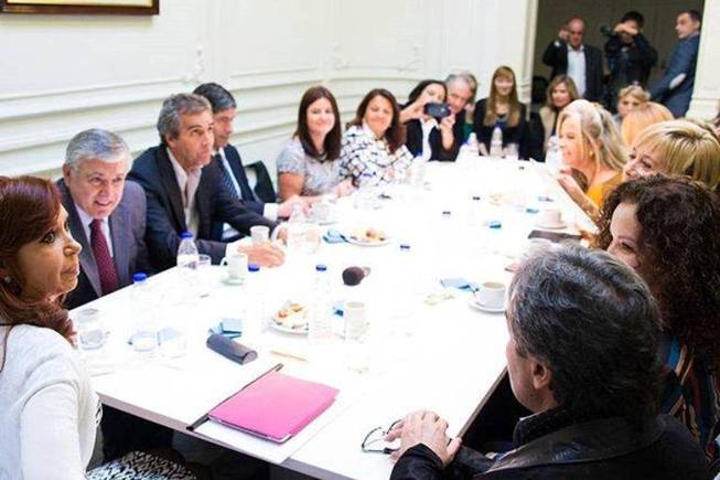 Photo of Cristina: «Debemos ser coherentes en la defensa de los intereses populares»