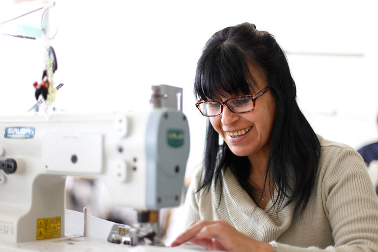 Photo of Aumento del 20% para titulares de Ingreso Social con Trabajo y Ellas Hacen