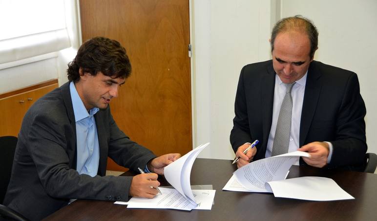 Photo of Convenio de colaboración entre Economía de la Provincia y la UNLP