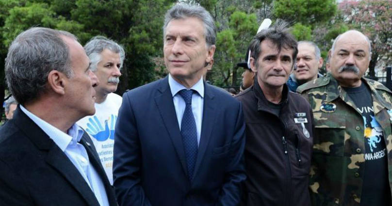 Photo of Mirá la curiosa respuesta de Macri a Excombatientes de Malvinas por los despidos