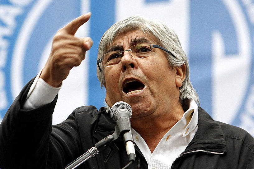 Photo of Moyano tildó al Gobierno de actuar con “mucha soberbia”