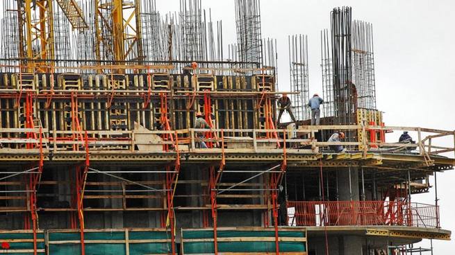 Photo of Cayó más de seis puntos el empleo en la construcción