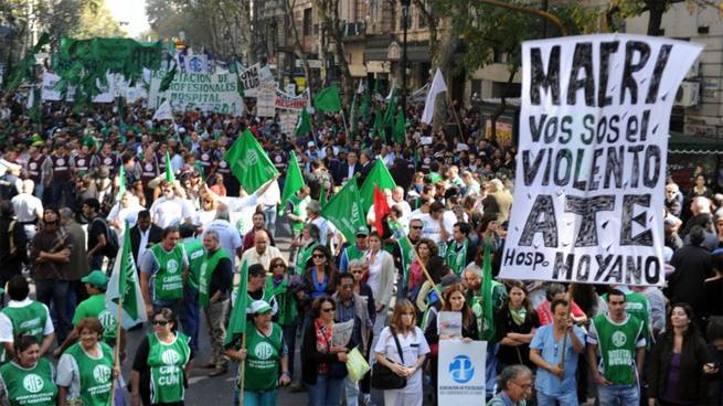 Photo of Paro nacional y movilización de trabajadores estatales