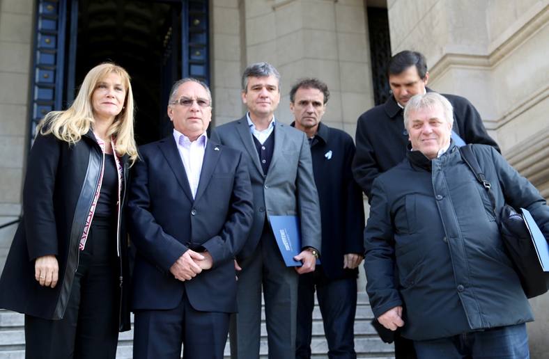 Photo of Primera reunión formal de trabajo para el combate contra el narcotráfico