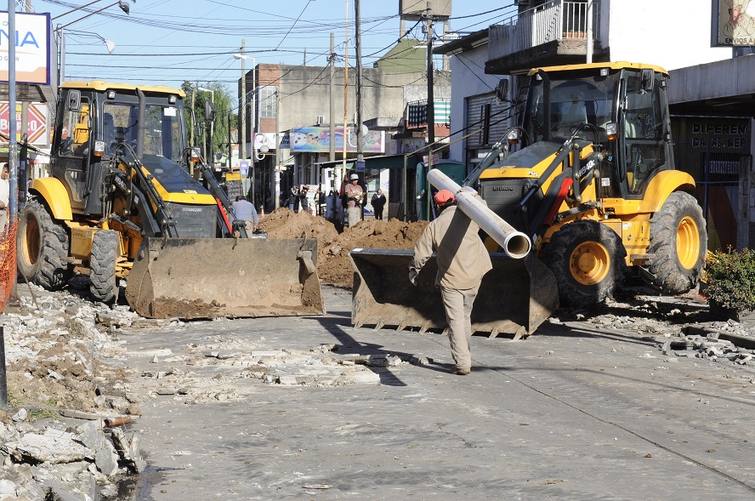 Photo of Malvinas Argentinas avanza en la extensión de la red cloacal