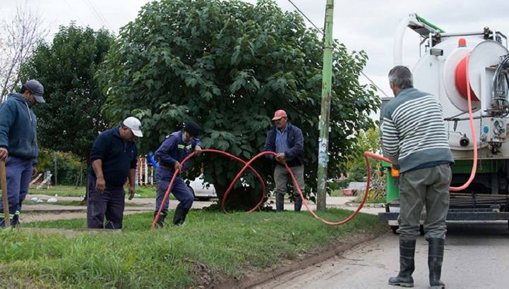 Photo of Varela: Por lluvias, limpian sumideros y conductos en Santa Rosa y La Sirena