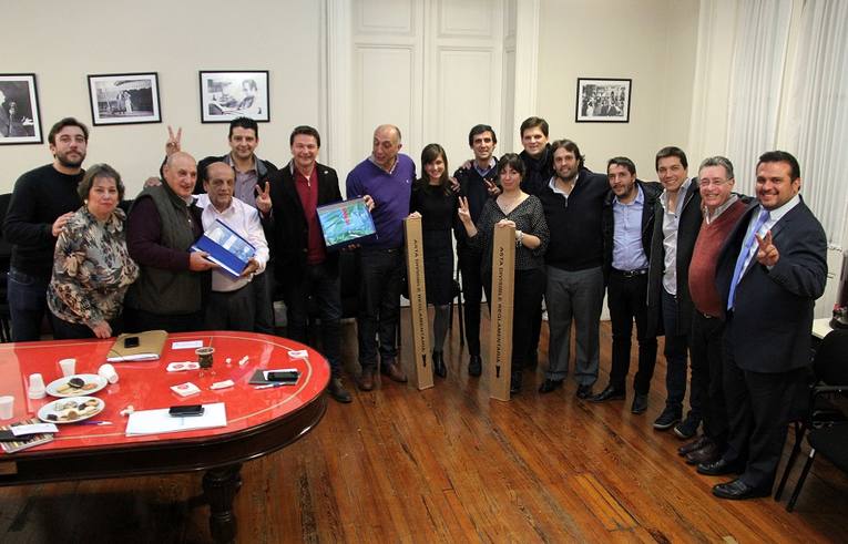 Photo of Reunión de legisladores con consejeros escolares de UCEJ