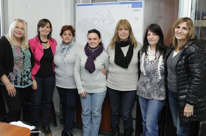 Photo of Malvinas Argentinas lanzó el programa “Cuidadores domiciliarios” 