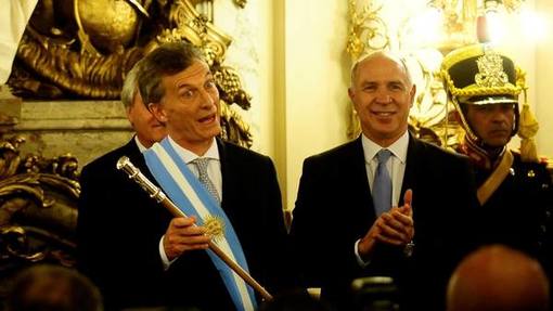 Photo of ¿Soborno?: El escandaloso regalo del Gobierno a la Corte