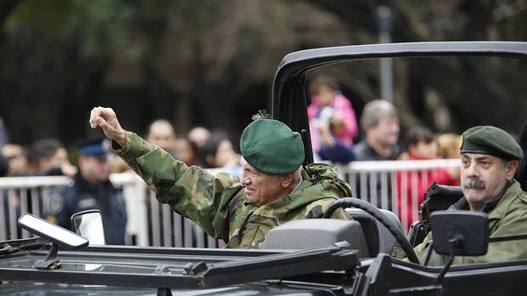 Photo of Con Macri vuelve el «olvido y perdón»