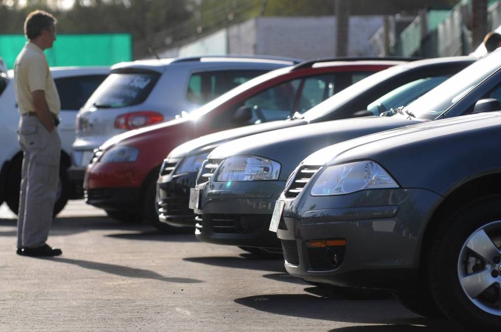 Photo of Números rojos: En junio se desplomó la venta de autos usados