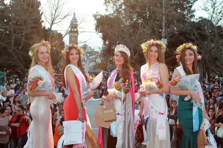 Photo of Casares: Feria Franca y elección provincial de la Reina de los Estudiantes