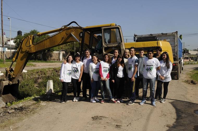 Photo of Malvinas Argentinas impulsa trabajos de concientización ambiental en escuelas