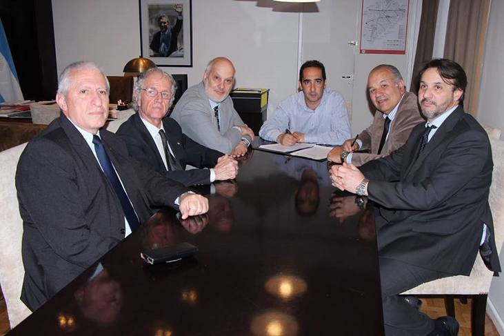 Photo of Tagliaferro firmó convenios de cooperación con la UNLaM