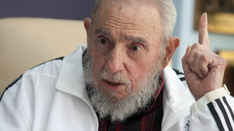 Photo of VIDEO. Raúl Castro anuncia el fallecimiento del Comandante Fidel Castro: «Hasta la Victoria Siempre»
