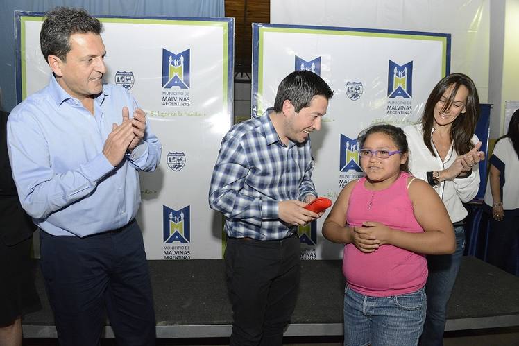 Photo of Se entregaron los primeros lentes del programa “Para Verte Mejor” en Malvinas Argentinas