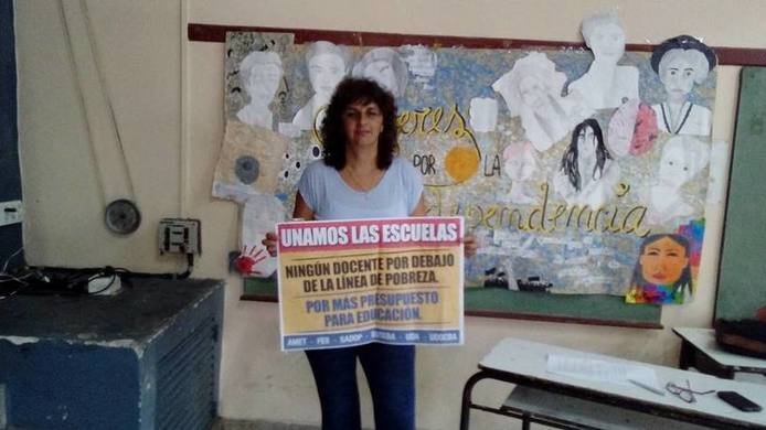 Photo of SUTEBA-Lanús: «Si no hay convocatoria a paritaria nacional docente y no se mejora esto que nos ofrecieron, vamos a ir a un conflicto»