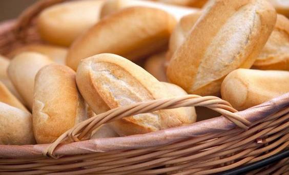 Photo of ¿Cuál es el límite de la paciencia popular?: A partir de hoy el kilo de pan cuesta entre $45 y $50