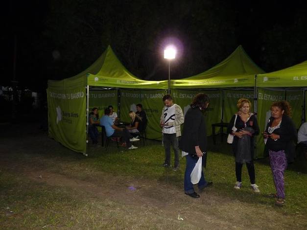Photo of «Cerca de Noche», cerca de la gente