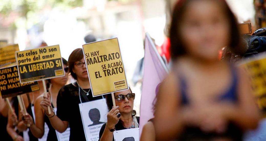 Photo of Más de 200 mujeres han sido asesinadas este año en Colombia